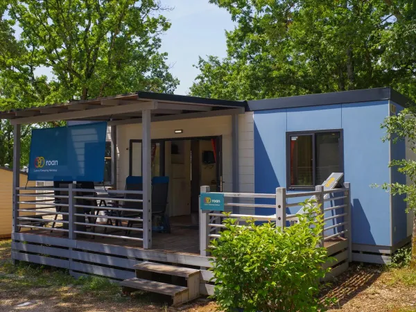 The Roan Premium Lounge without TV.