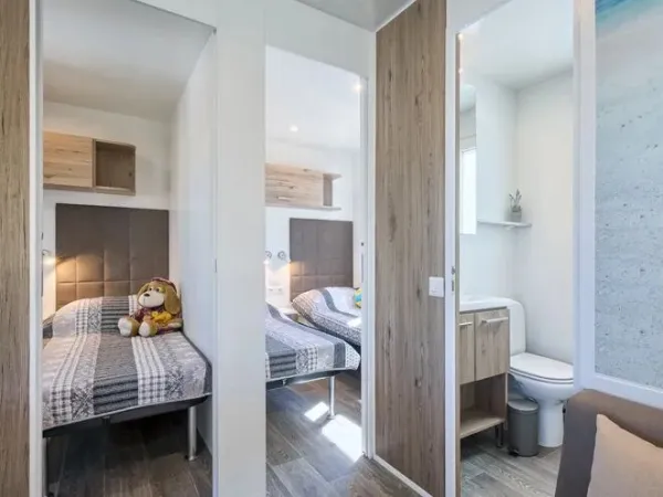 The Roan Premium Premium area features a toilet.