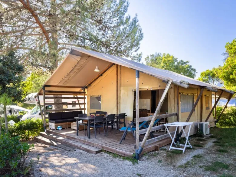 The Roan Lodgetent Premium.