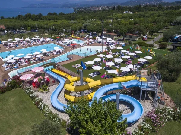 Overview swimming pool at Roan camping Delle Rose.