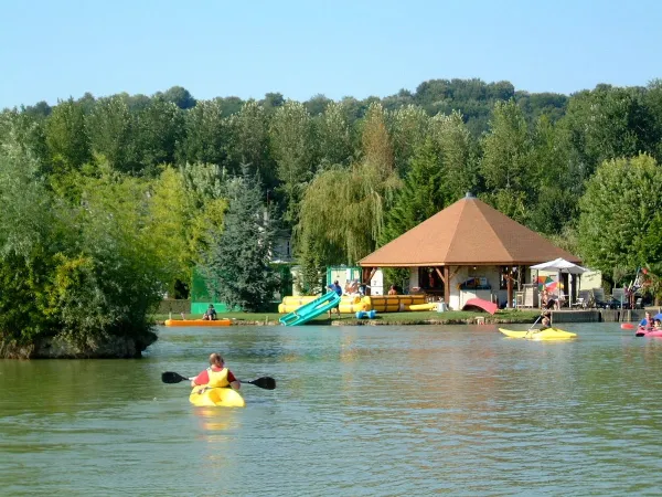 Water sports on the Aisne River.