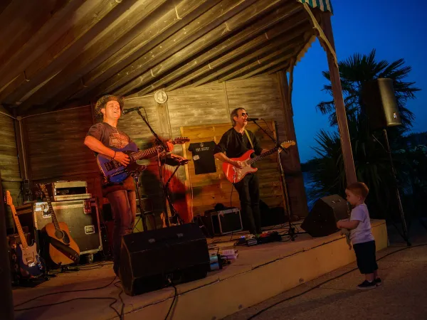 Music band at Roan camping La Dune Des Sables.