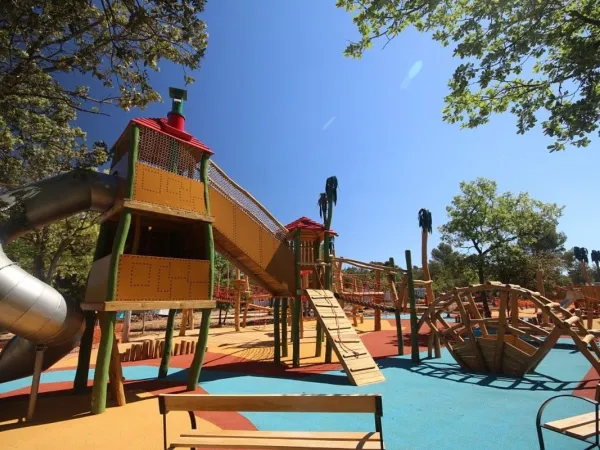 Children's playground at Roan camping Du Verdon.