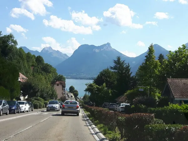 Lake Annecy near Roan camping L'Ideal.