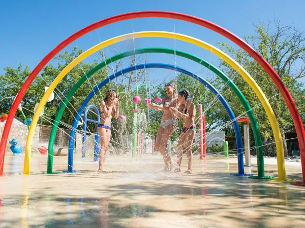 Water playground at Roan camping Le Ranc Davaine.