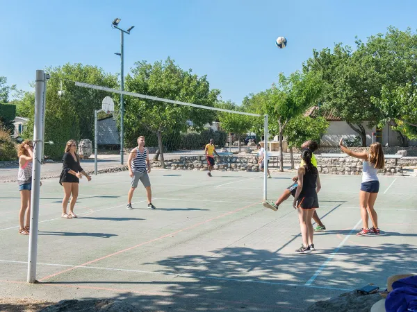 Volleyball at Roan camping Le Ranc Davaine.