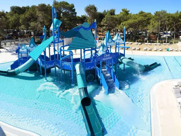 Playground pool at Roan camping Cikat.