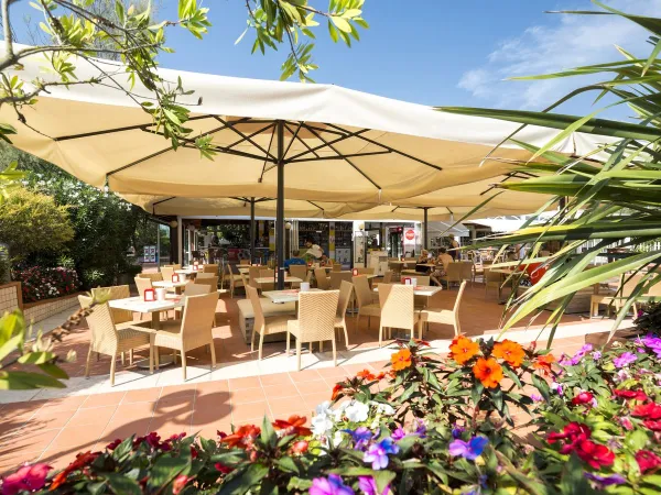 The terrace of Roan camping Sant Angelo.