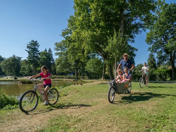 Cycling around Roan camping des Ormes.