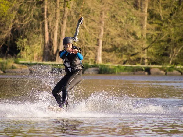 Water skiing at Roan camping des Ormes.
