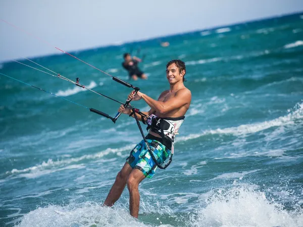 Water skiing at Roan camping Le Soleil Méditerranée.