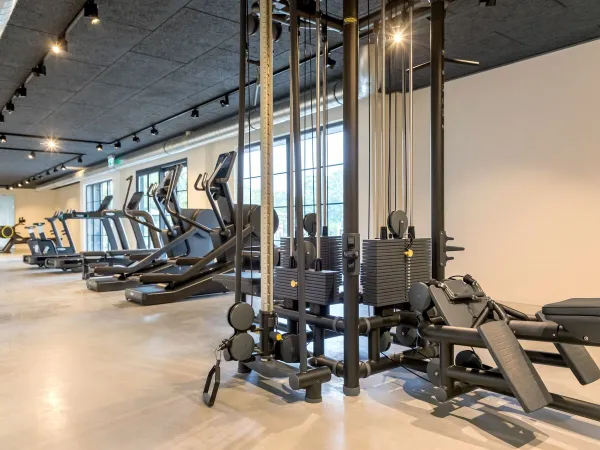 Fitness and cardio equipment at Roan camping De Twee Bruggen.