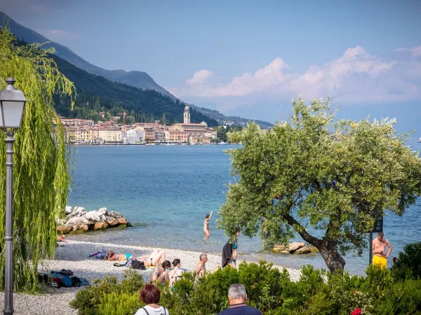 View of Lake Garda at Roan camping Eden.