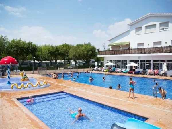 Swimming pools at Roan camping Caballo de Mar.