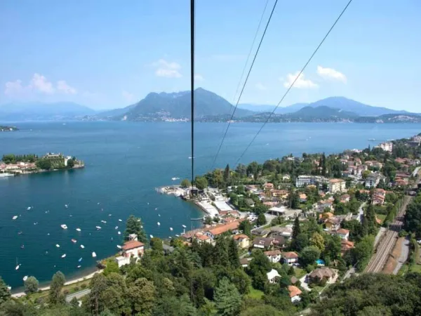 Cable car Mottarone near Roan camping Lido Verbano.