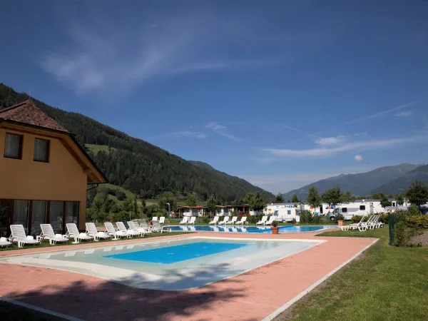 Overview of swimming pools at Roan camping Bella Austria.
