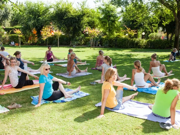 Aerobics activity at Roan camping Ca'Savio.