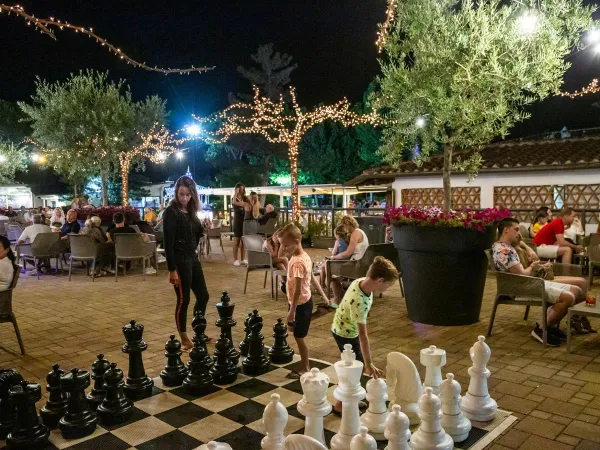 Chess at Roan camping Norcenni Girasole.