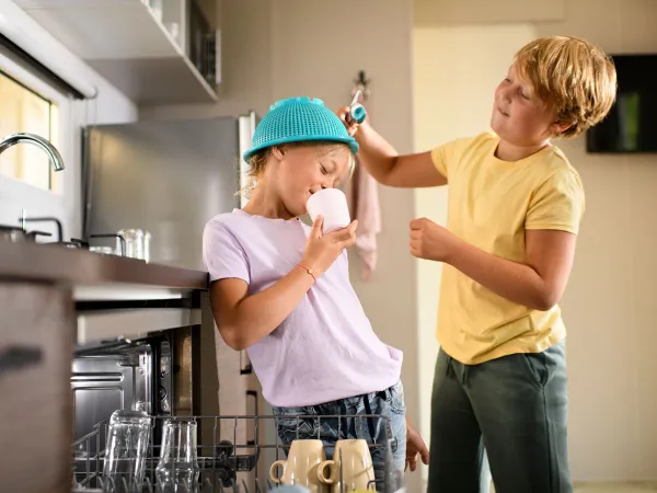 Fun at the dishwasher.