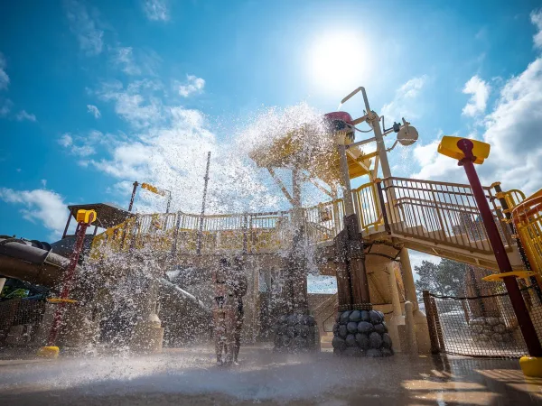 Water playground at Roan camping Le Vieux Port.