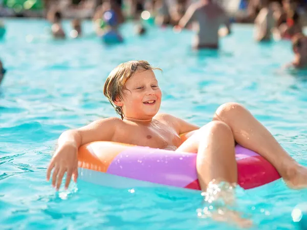 Water fun at pool of Roan camping Stella Maris.