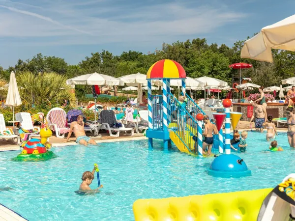Children's pool at Roan camping hu Montescudaio village.