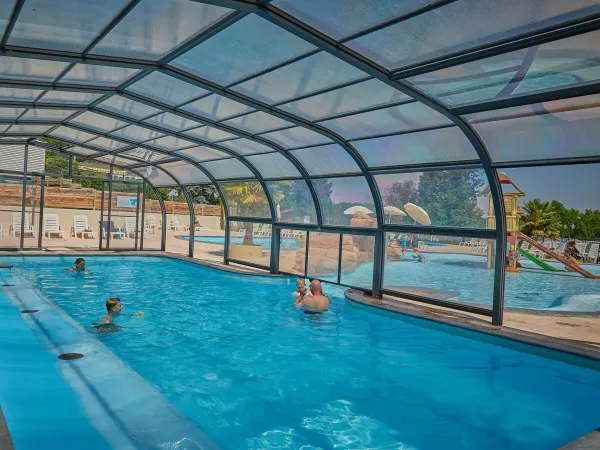 Indoor pool at Roan camping Le Chêne Gris.