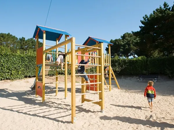 Children's playground at Roan camping Grande Métairie.