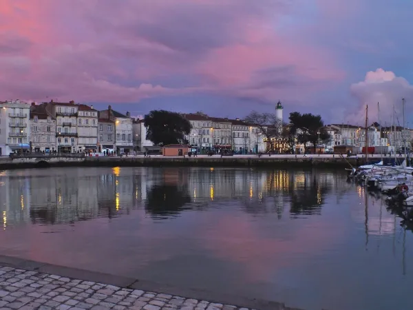 Beautiful evening in La Rochelle at Roan camping La Pinède.