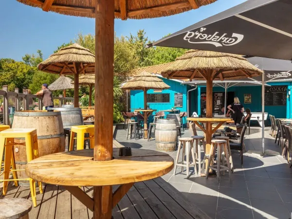 Cosy bar at Roan camping Mayotte Vacances.