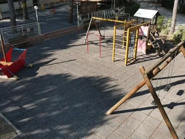 Playground at Roan camping Del Forte.