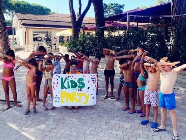 Kidsclub at Roan camping Del Forte.