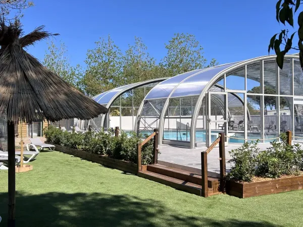 The indoor pool at Roan camping Le Méditerranée Plage.