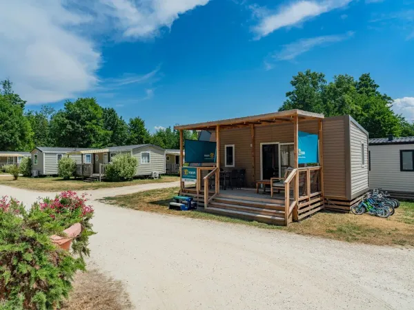 The Roan reception mobile home at camping Château de Galaure.