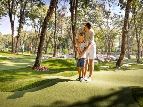Miniature golf at Roan camping Valkanela.
