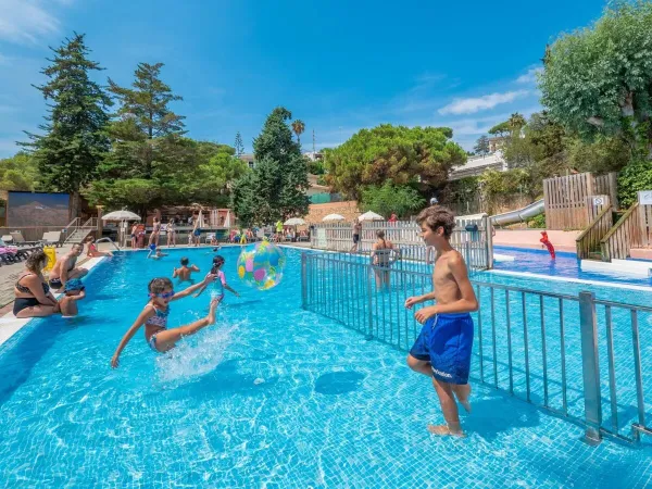 Swimming pool at Roan camping Cala Canyelles.