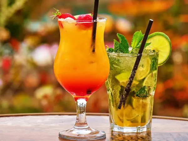 Tasty cocktails available at Roan campsite Le Petit Mousse.