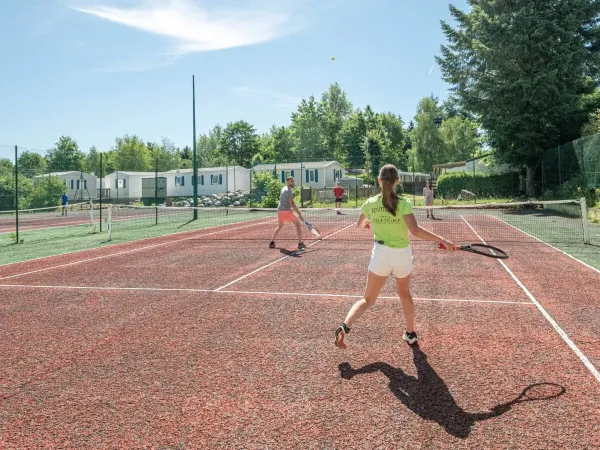 Tennis at Roan camping Domaine des Bans