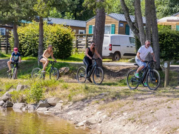 Cycling at Roan campsite Domaine des Bans.
