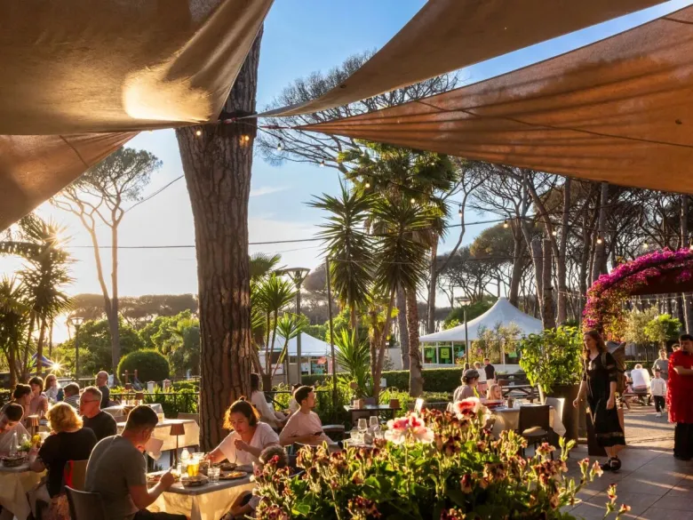 Eating restaurant at Roan hu Fabulous village.