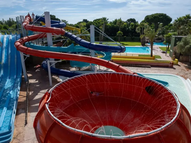 Water slides with an entry fee at Roan’s La Sirène campsite.