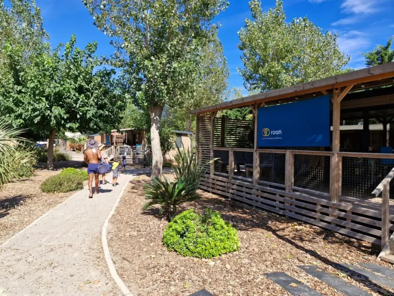 The Supreme Plus Lounge Premium Zone at Roan campsite Domaine de la Yole.
