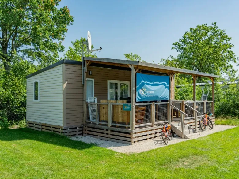 The Premium Lounge mobile home at Roan TerSpegelt Campsite.