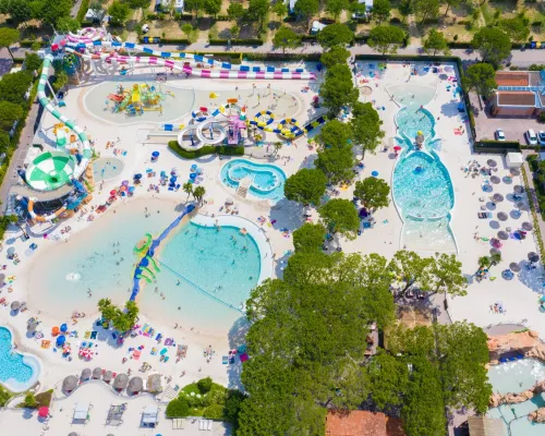 Overview pool complex of Roan campsite Union Lido Mare.