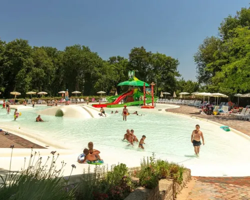 The water park at Roan camping hu I Pini village.