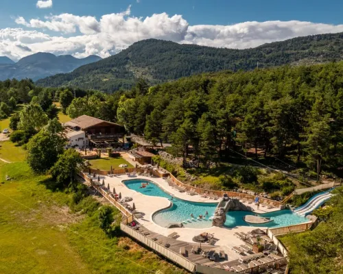 Top view of the swimming pool at Roan campsite Les Collines de Castellane.