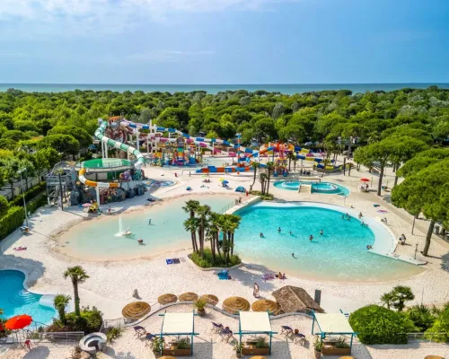 Overview pool complex of Roan campsite Union Lido Mare.