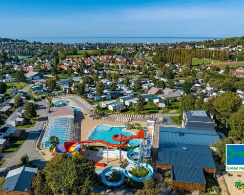 Roan campsite La Vallée pool complex.