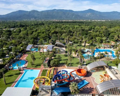 Aerial view of the water park at La Sirène campsite in Roan.