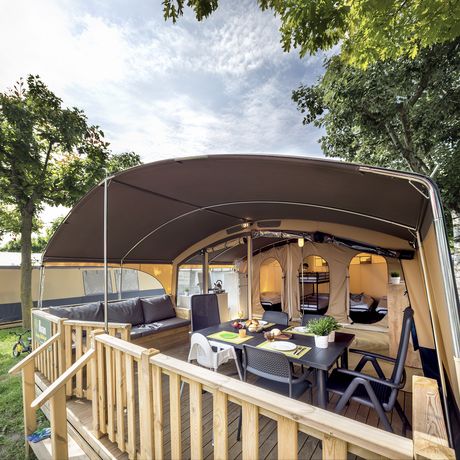 Lodge tents in France